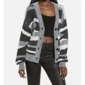 Leith Women's V-Neck Button Front Cardigan in‎ Black Zebra Jacquard Medium $55